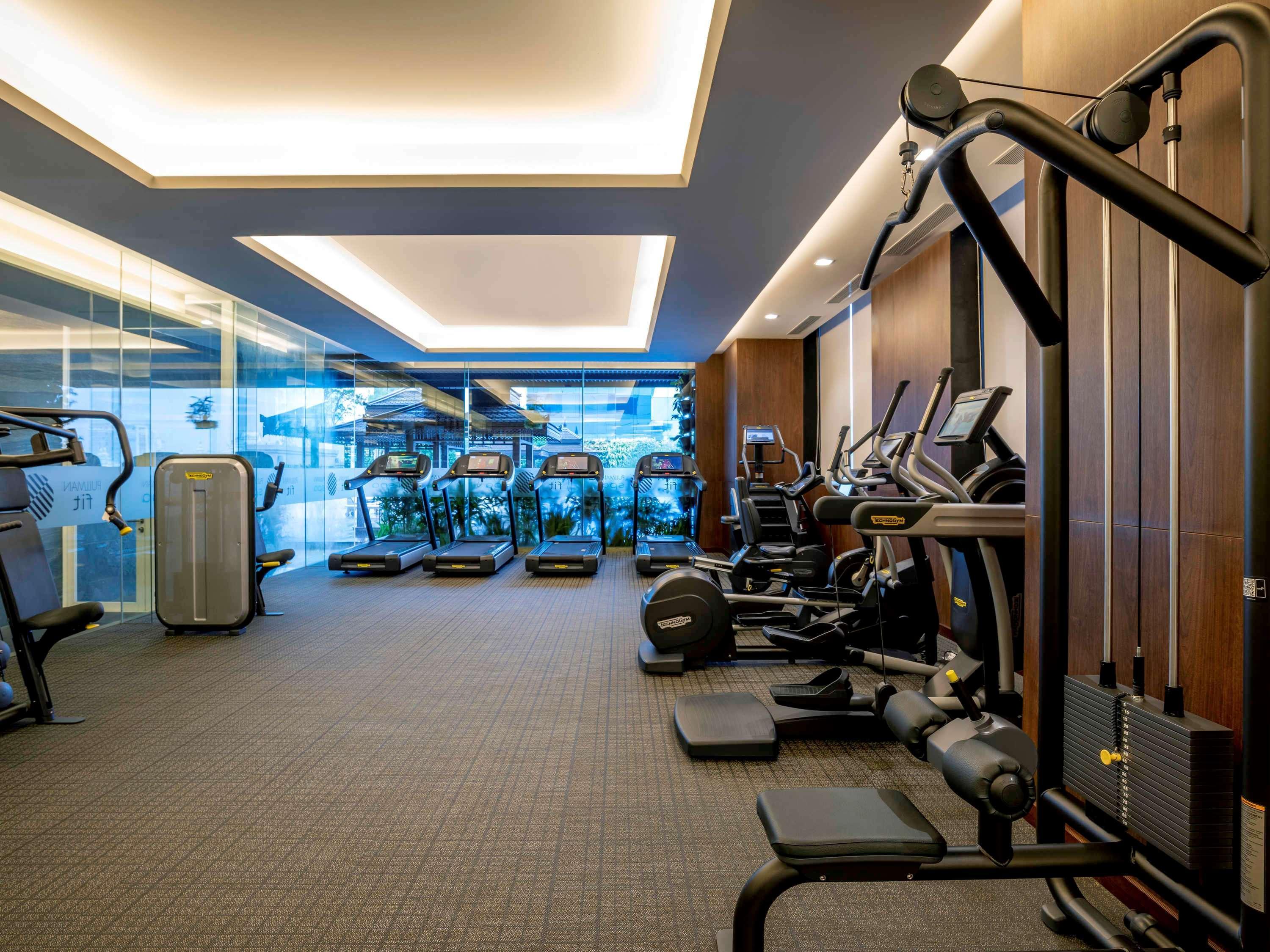 Отель Pullman Yangon Centrepoint Экстерьер фото