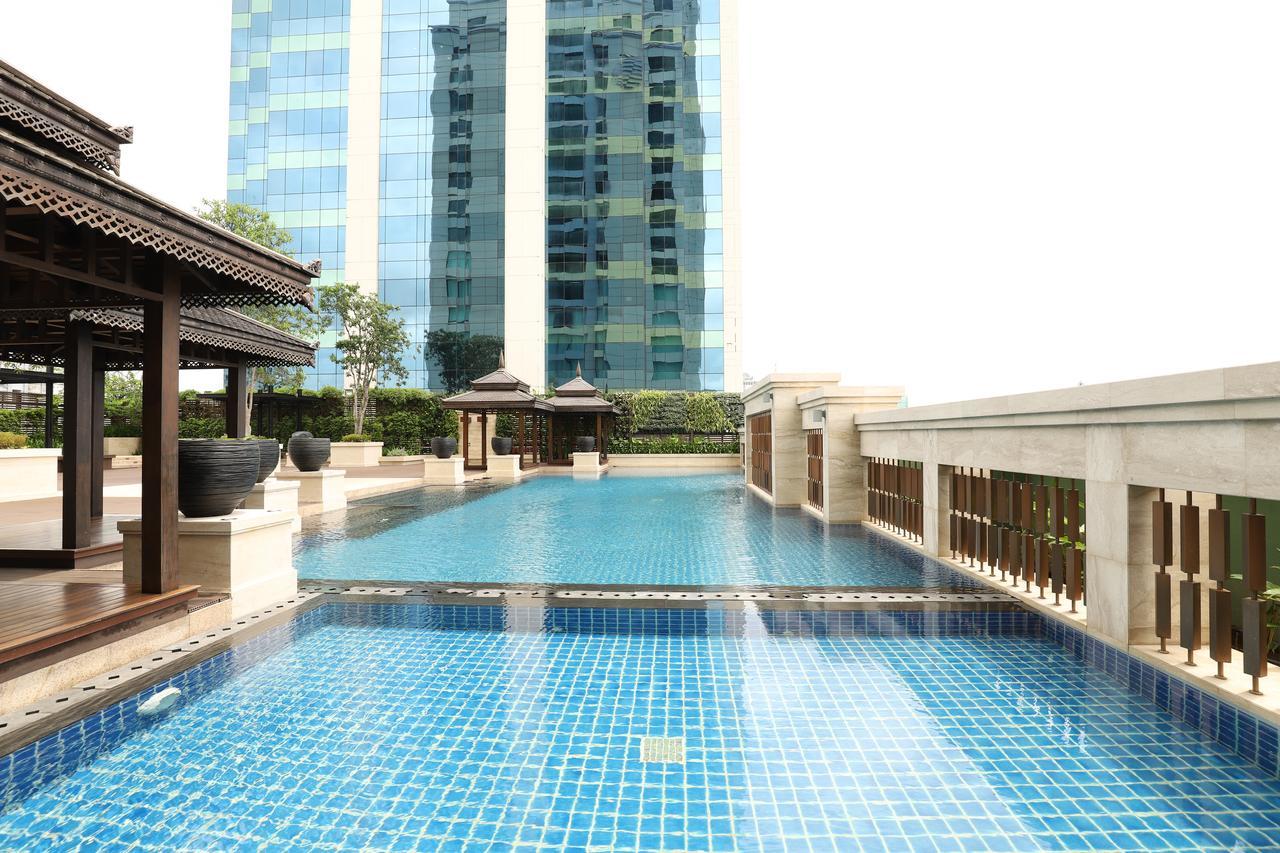 Отель Pullman Yangon Centrepoint Экстерьер фото