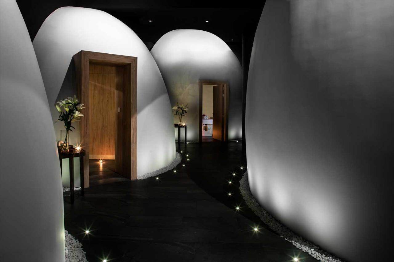 Отель Pullman Yangon Centrepoint Экстерьер фото